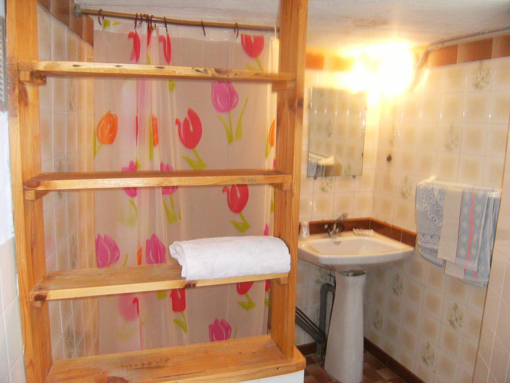 Les Roches Hotel Le Crestet Екстериор снимка