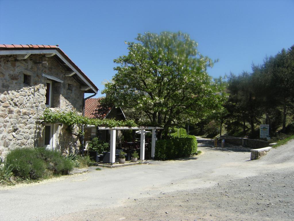 Les Roches Hotel Le Crestet Екстериор снимка